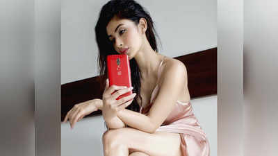 देखिए Mouni Roy की sexy और Super Hot तस्‍वीरें