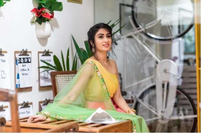 HOT:বিকিনি পরেছি, নিজেকে প্রথমে নগ্নই লাগছিল!