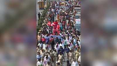 ಮಾನಿನಿಯರ ಮದ್ಯ ನಿಷೇಧ ಕೂಗಿಗೆ ಸ್ತಬ್ಧವಾಯ್ತು ಬೆಂಗಳೂರು