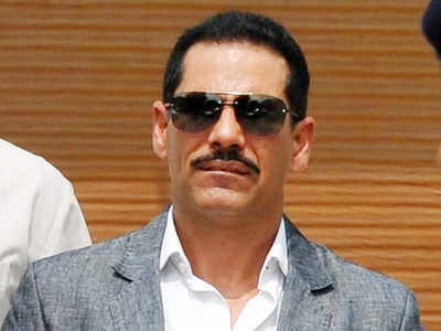 robert vadra: रॉबर्ट वाड्रांना दिलासा; तूर्तास अटक टळली