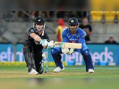 MS Dhoni: தோனி பின்னால் இருந்தால் கோட்டை விட்டு தாண்டாதீா்கள் – ஐசிசி அறிவுரை