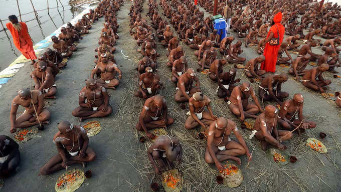 ಲೌಕಿಕ ಜೀವನ ತೊರೆದು ಸನ್ಯಾಸ ಜೀವನ