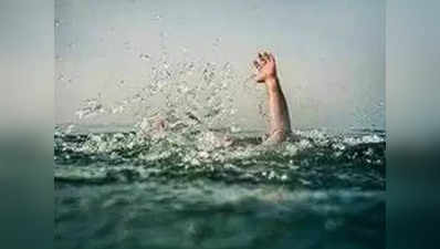 यूपी: गढ़मुक्तेश्वर में डूबी नाव, गंगा नहाने गए 12 लोग लापता
