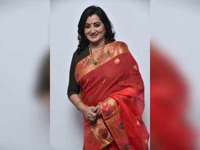 Sumalatha: ಚುನಾವಣೆ ಅಖಾಡದತ್ತ ತಾರೆಯರು: 4 ತಿಂಗಳ ಮೊದಲೇ ರಂಗೇರುತ್ತಿದೆ ಕಣ