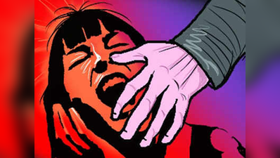 यूपी में स्कूली छात्रा से बलात्कार की कोशिश, दो युवकों को पीटा
