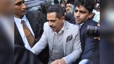 Robert Vadra: मनी लाँड्रिंग: रॉबर्ट वाड्रा ईडीच्या कार्यालयात दाखल