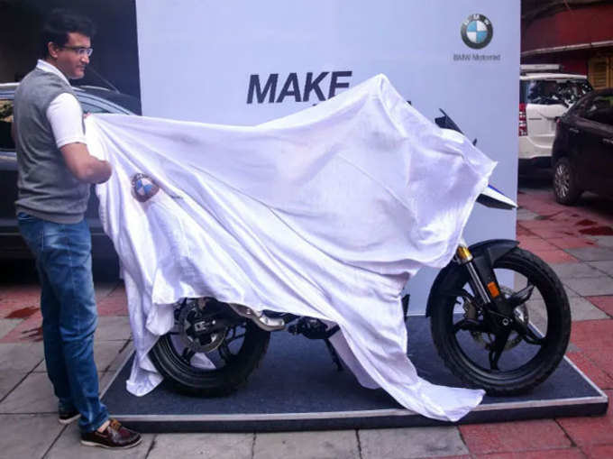 सौरव गांगुली ने खरीदी bmw की ये दमदार बाइक, 3.49 लाख रुपये है कीमत