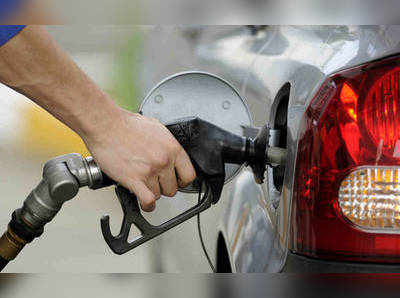Petrol Price in Kerala : പെട്രോൾ വിലയിൽ നേരിയ ഇടിവ്; ഡീസലിന് അനക്കമില്ല