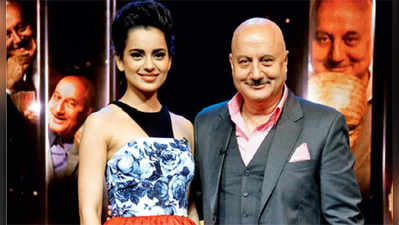 anupam kher-kangana: कंगना रॉकस्टार; अनुपम खेर यांचा कौतुकाचा वर्षाव