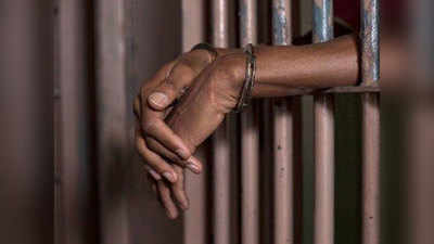 भारतीय मूल के व्यक्ति को मारपीट के लिए  10 महीने की सजा