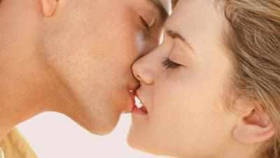 Effect of Kissing on Lips:முத்தமிடுவதால் இவ்வளவு மருத்துவ பலன்களா?