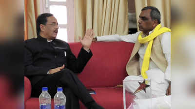नाराज कैबिनेट मंत्री ओमप्रकाश राजभर को मनाने घर पहुंचे यूपी के डेप्युटी सीएम दिनेश शर्मा