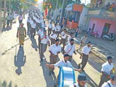 ಆರೆಸ್ಸೆಸ್‌ ಗಣವೇಷಧಾರಿಗಳ ಪಥಸಂಚಲನ