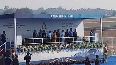 Air Show 2019 Bangalore: ಏರೋ ಇಂಡಿಯಾಕ್ಕೆ ಚಾಲನೆ, ಉಕ್ಕಿನ ಹಕ್ಕಿಗಳ ಕಲರವ