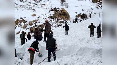 हिमाचल प्रदेश में हिमस्खलन, बर्फ की चपेट में आकर 1 सैन्यकर्मी शहीद, 5 अन्य की खोज जारी