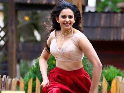 Rakul Preet Item Song: ఐటమ్ పాపగా మారిన జూనియర్ శ్రీదేవి!