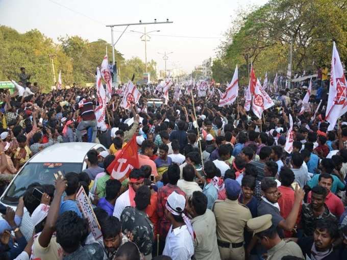 కర్నూలులో పవన్ రోడ్ షో