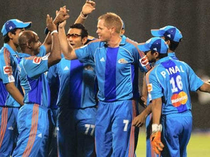 कोलकाता नाइट राइडर्स: 67 vs मुंबई इंडियंस (2008)