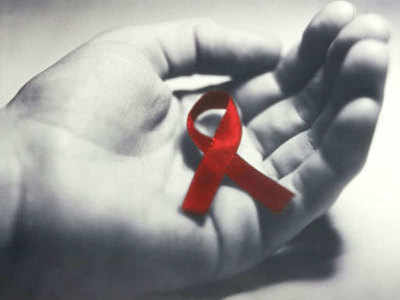 प्रॉस्टिट्यूट को किस करने पर HIV का खतरा है क्या?