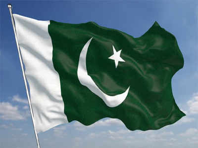 पाकिस्तानी नागरिकांकडूनच देशाची पोलखोल