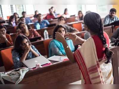 ഉന്നതവിദ്യാഭ്യാസ മേഖലയിൽ മൂന്നു മാസത്തിലൊരിക്കൽ അദാലത്ത്