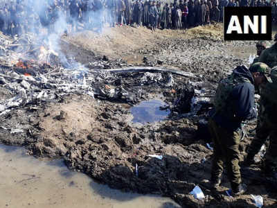 Jet Crash in Kashmir: ಭಾರತೀಯ ವಾಯು ಪಡೆಯ ಜೆಟ್‌ ಪತನ, ಇಬ್ಬರು ಪೈಲಟ್‌ಗಳು ಮೃತಪಟ್ಟಿರುವ ಶಂಕೆ