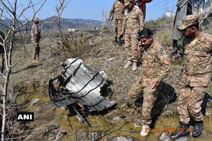 सूत्रों के मुताबिक, यह पाकिस्तानी विमान F-16 के मलबे की तस्वीर है जिसे कल PoK में मार गिराया गया था। (ANI)