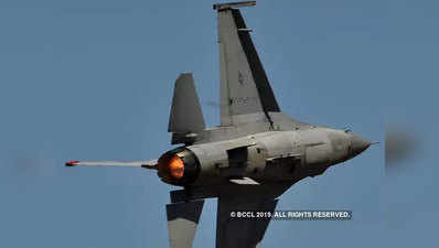 पाकिस्‍तानी वकील उमर खालिद का दावा, F-16 मार गिराए जाने की खबर को सरकार ने सेंसर किया