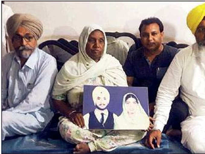 सुरजीत सिंह का परिवार आज भी इंतजार कर रहा