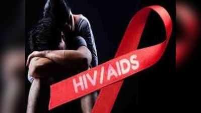 বিয়ের আগে সেক্স করলেই HIV, শিখছে মাধ্যমিক পড়ুয়ারা!