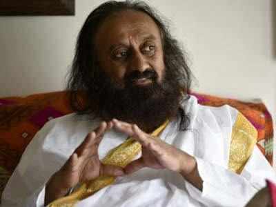 sri sri ravi shankar: अयोध्या वादात श्रीश्रींच्या मध्यस्थीला निर्मोही आखाड्याचा विरोध