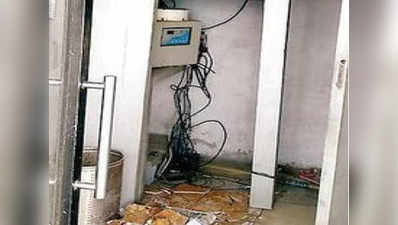 जयपुर: एटीएम मशीन ही उखाड़ ले गए बदमाश