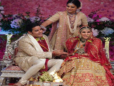 Akash-Shloka Wedding : अंबानीच्या लग्नात प्रियांका-ऐश्वर्याचा डान्स