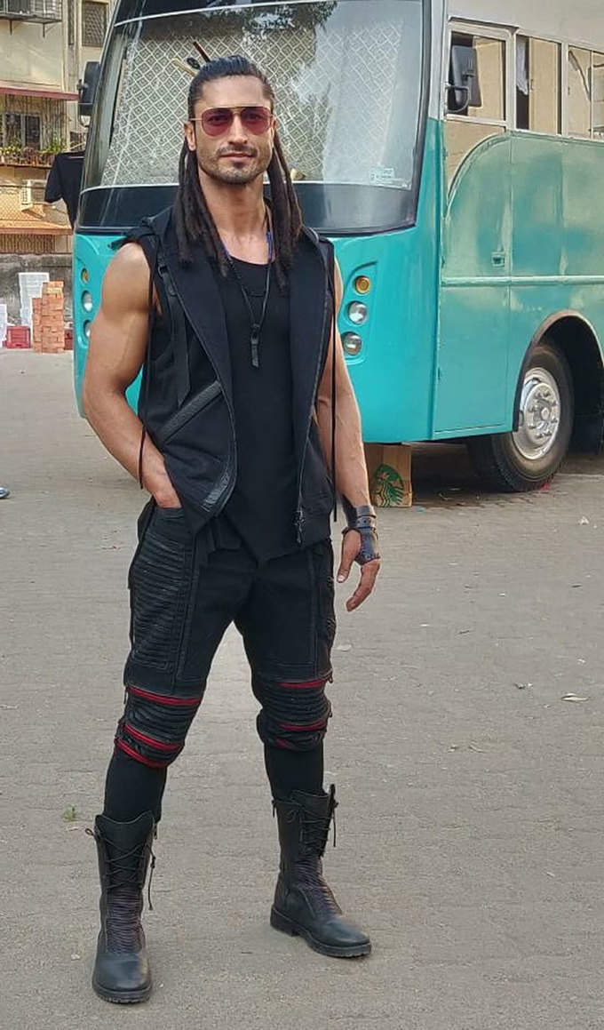 Action star Vidyut