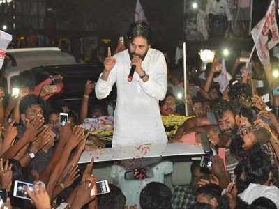 Janasena: తిరిగివ్వడానికే వచ్చా, సీఎం అంటే ఎక్కుతుందా.. పవన్ కళ్యాణ్