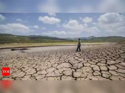 ರೆಸಾರ್ಟ್‌ನಲ್ಲಿ ಬರ ಅಧ್ಯಯನ: ಊಟ, ವಸತಿಗೆ 2.66 ಲಕ್ಷ ರೂ.!