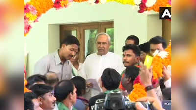 ओडिशा: बलभद्र मांझी बीजेपी में तो बीजेडी में शामिल हुए BJP प्रदेश अध्यक्ष के भतीजे