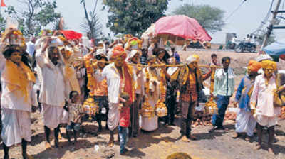 ರೇವಣಸಿದ್ದೇಶ್ವರ ಜಾತ್ರೆ, ಪಲ್ಲಕ್ಕಿ ಉತ್ಸವ