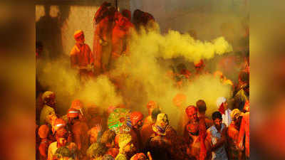 Holi 2019: गलती से भी न करें कपड़ों से जुड़ी यह भूल