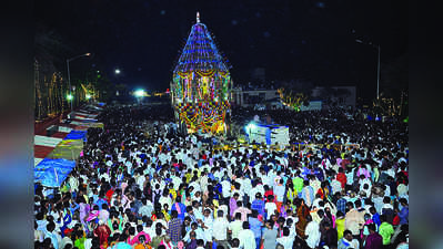 ಆದಿಚುಂಚನಗಿರಿ: ಗಂಗಾಧರೇಶ್ವರ ಸ್ವಾಮಿ ಮಹಾ ರಥೋತ್ಸವ ವೈಭವ