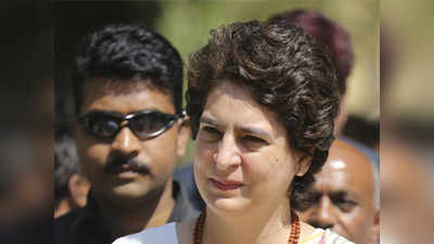 Priyanka Gandhi: मी वाराणसीतून निवडणूक लढवू का? प्रियांकाचा सवाल