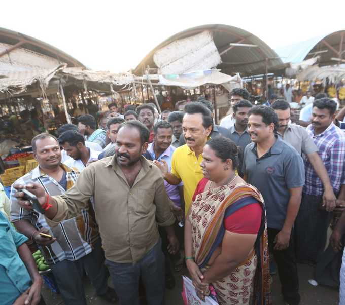 எளிய மக்களிடம், எளிமையாய் இறங்கி பிரச்சாரம்!