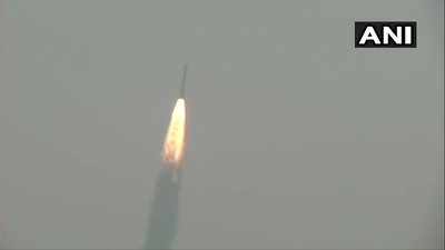 ISRO: విజయవంతంగా నింగిలోకి దూసుకెళ్లిన పీఎస్ఎల్వీ సీ45 