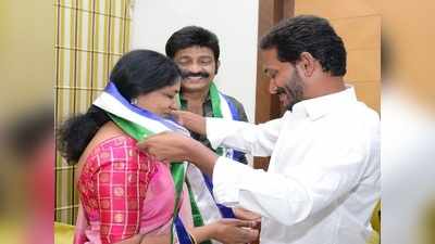 YSRCP: ఛీ..ఛీ జీవిత రాజశేఖర్‌లకు సిగ్గుందా? స్నేక్ బాబుకి రాడ్ దింపారుగా!