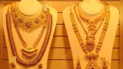 Today Gold Rate: బంగారం వెలవెల.. వెండి మిలమిల