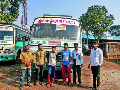 ಖಾಸಗಿ ಬಸ್‌ಗಳಲ್ಲಿ ಮತದಾನ ಜಾಗೃತಿ