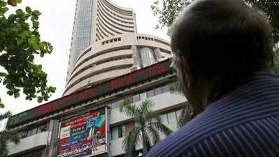 Sensex Today: ఆర్‌బీఐ ఎఫెక్ట్.. నష్టాల్లో స్టాక్ మార్కెట్