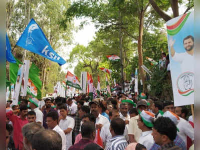 वायनाड: राहुल के रोड शो में सहयोगी पार्टी के हरे झंडे से डर रही कांग्रेस?