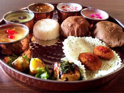 Delhi NCR की इन जगहों पर लें Navratri Special Food का मजा