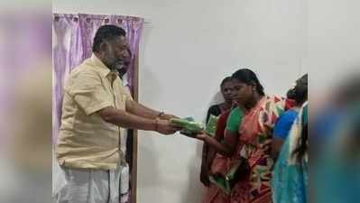 தேனியில் சின்னம் பொறித்த சேலை, பணம் விநியோகம்; அதிமுகவை கண்டுகொள்ளாத ஆணையம்